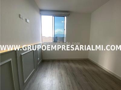 Apartamento de 3 alcobas en venta en El Poblado, Medellín, 84 m² · foto 13 de 20