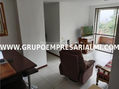 Apartamento de 3 alcobas en venta en El Dorado, Envigado, 68 m² · foto 3 de 20