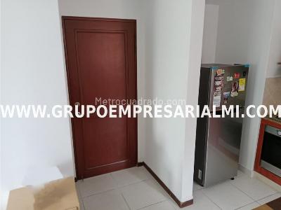 Apartamento de 3 alcobas en venta en El Dorado, Envigado, 68 m² · foto 8 de 20