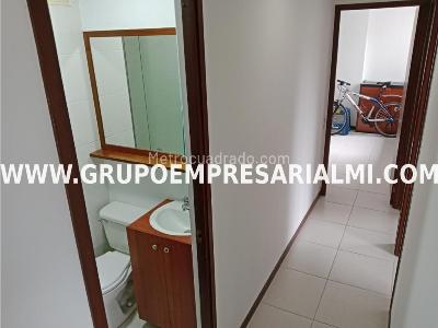 Apartamento de 3 alcobas en venta en El Dorado, Envigado, 68 m² · foto 9 de 20
