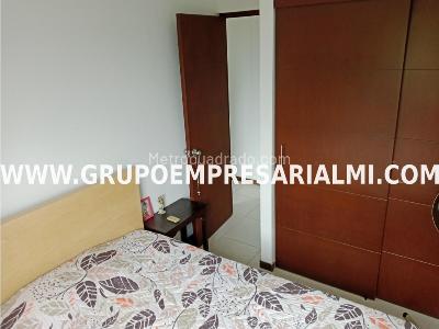 Apartamento de 3 alcobas en venta en El Dorado, Envigado, 68 m² · foto 11 de 20