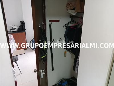 Apartamento de 3 alcobas en venta en El Dorado, Envigado, 68 m² · foto 19 de 20