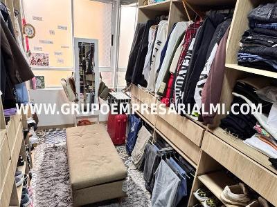 Apartamento de 3 alcobas en venta en Laureles, Medellín, 130 m² · foto 16 de 20