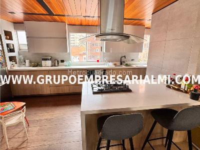 Apartamento de 3 alcobas en venta en Laureles, Medellín, 130 m² · foto 5 de 20