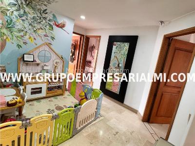 Apartamento de 3 alcobas en venta en Laureles, Medellín, 130 m² · foto 8 de 20