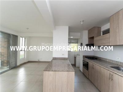 Apartamento en venta en Calasanz, Medellín · foto 4 de 20