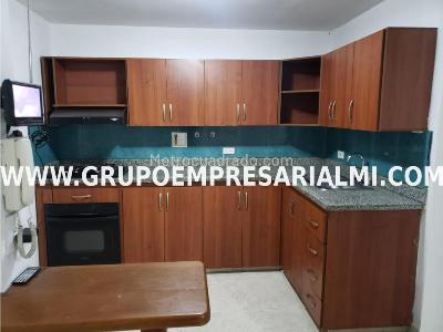 Apartamento en venta en Belen, Medellín · foto 3 de 18