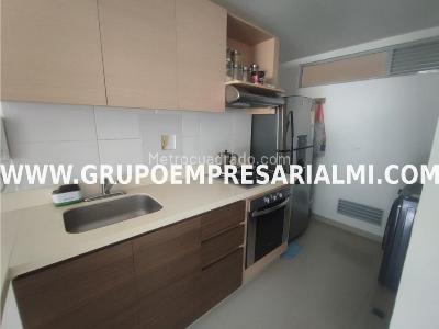 Apartamento de 3 alcobas en venta en Cañaveralejo, Sabaneta, 74 m² · foto 3 de 20