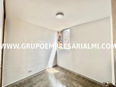 Apartamento de 3 alcobas en venta en Maria Auxiliadora, Sabaneta, 51 m² · foto 6 de 20