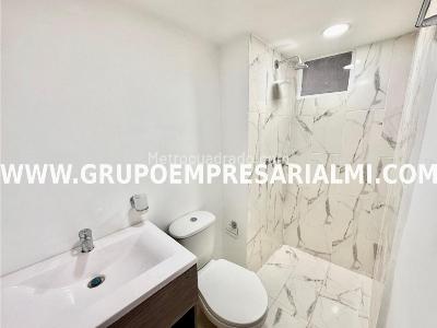 Apartamento de 3 alcobas en venta en Maria Auxiliadora, Sabaneta, 51 m² · foto 9 de 20