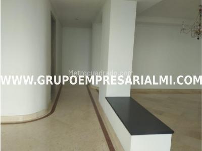 Apartamento en venta en El Poblado, Medellín · foto 6 de 20