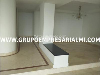 Apartamento en venta en El Poblado, Medellín · foto 8 de 20