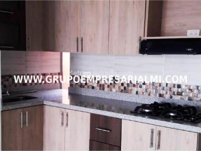 Apartamento en venta en Laureles, Medellín · foto 3 de 20