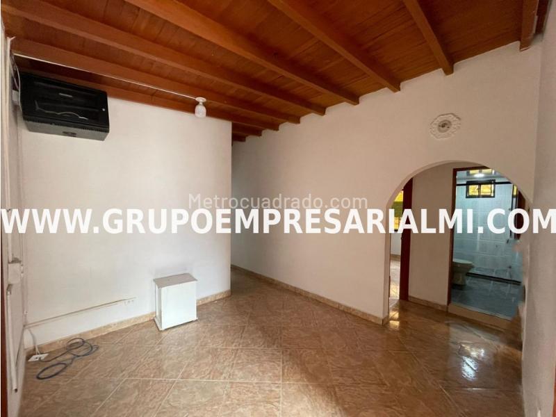Spacious 5BR Apartment for Rent in Belen (Los Alpes)
