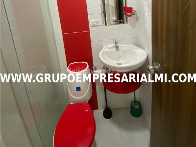 Apartaestudio en venta en Los Colores, Medellín, 30 m² · foto 6 de 17