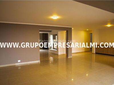 Apartamento en venta en El Poblado, Medellín · foto 12 de 20
