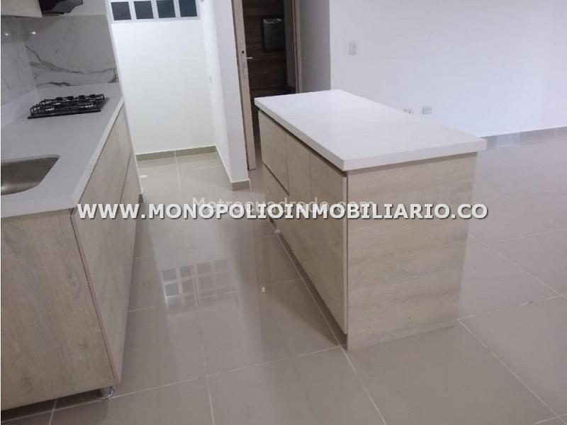 Apartamento Amplio de 3 Alcobas en Laureles (Los Almendros) - 7