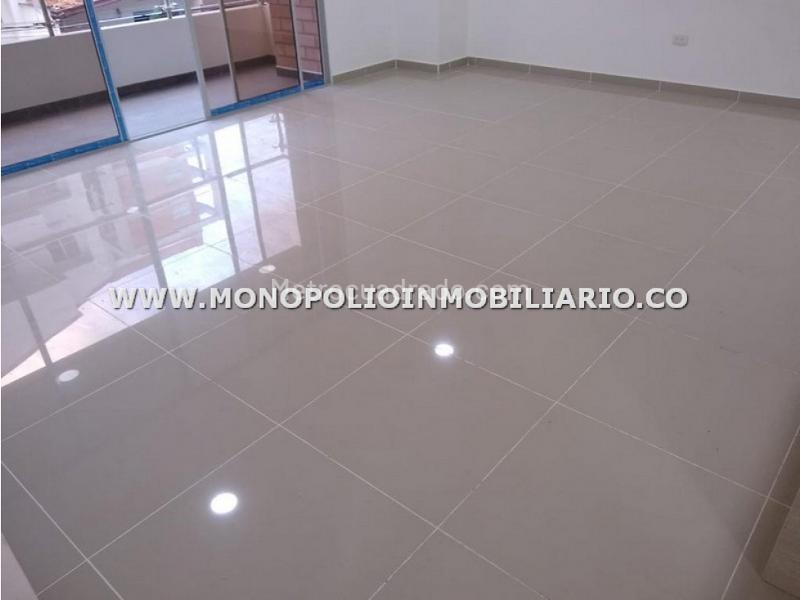 Apartamento Amplio de 3 Alcobas en Laureles (Los Almendros) - 8