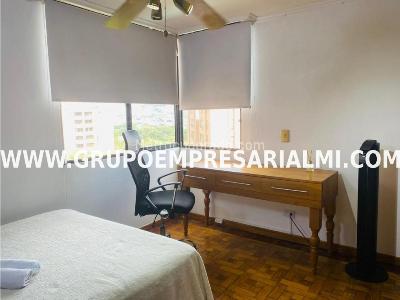 Apartamento en venta en El Poblado, Medellín · foto 13 de 20