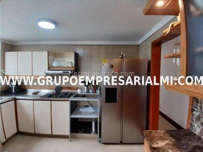 Apartamento en venta en El Poblado, Medellín · foto 7 de 20