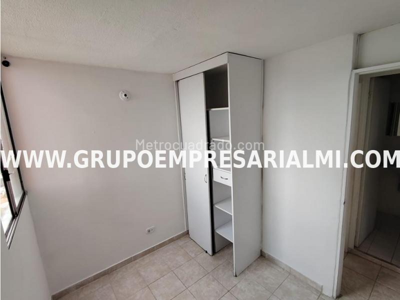 Apartamento de 2 Alcobas en Piso 18 con Gimnasio en Buenos Aires - 8