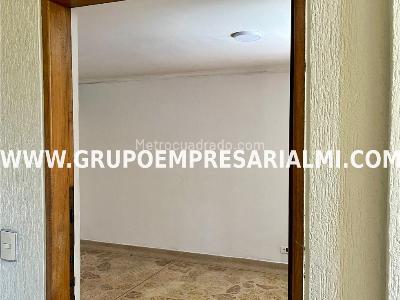 Apartaestudio en venta en Laureles, Medellín, 32 m² · foto 12 de 20