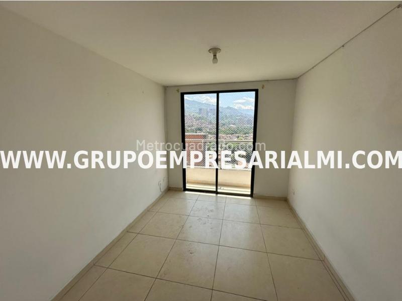9th-Floor 2BR Apartment for Rent in La Amúrica