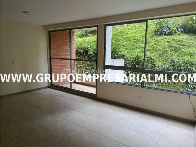 2BR Apartment in Loma Del Barro (56 m²) - 2