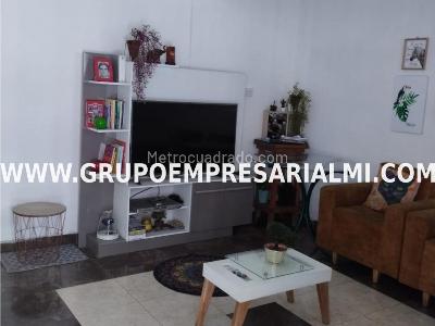 Casa de 4 alcobas en venta en Castilla, Medellín, 416 m² · foto 4 de 20