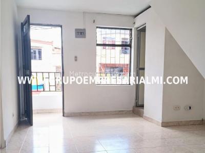 Casa de 4 alcobas en venta en Castilla, Medellín, 416 m² · foto 6 de 20