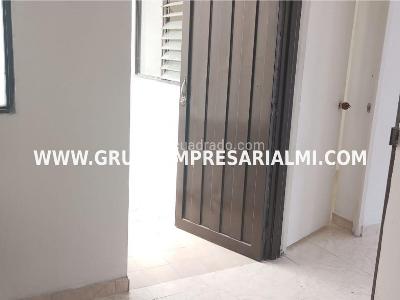 Casa de 4 alcobas en venta en Castilla, Medellín, 416 m² · foto 15 de 20