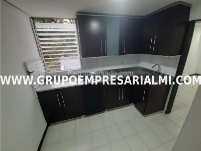 Apartamento en arriendo en El Poblado, Medellín · foto 4 de 20