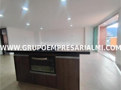 Apartamento de 3 alcobas en venta en Simon Bolivar, Medellín, 203 m² · foto 4 de 20