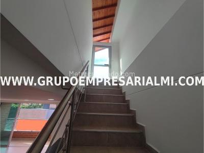Apartamento de 3 alcobas en venta en Simon Bolivar, Medellín, 203 m² · foto 19 de 20