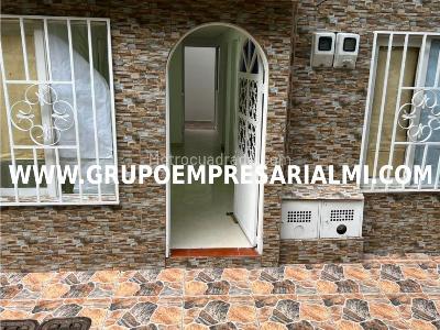 Casa de 3 alcobas en venta en Castilla, Medellín, 85 m² · foto 18 de 20