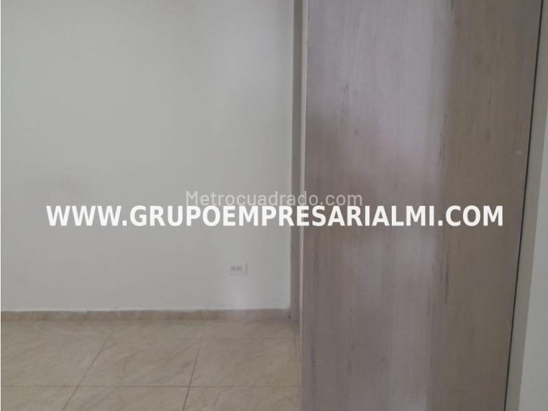 Apartamento Amplio de 2 Alcobas en Santa Mónica - 7