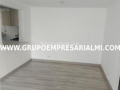 Apartamento de 3 alcobas en venta en Belen, Medellín, 97 m² · foto 3 de 20