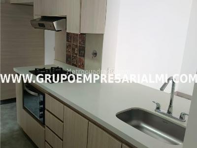 Apartamento de 3 alcobas en venta en Belen, Medellín, 97 m² · foto 4 de 20