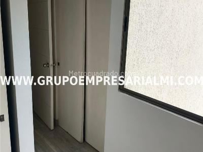 Apartamento de 3 alcobas en venta en Belen, Medellín, 97 m² · foto 18 de 20