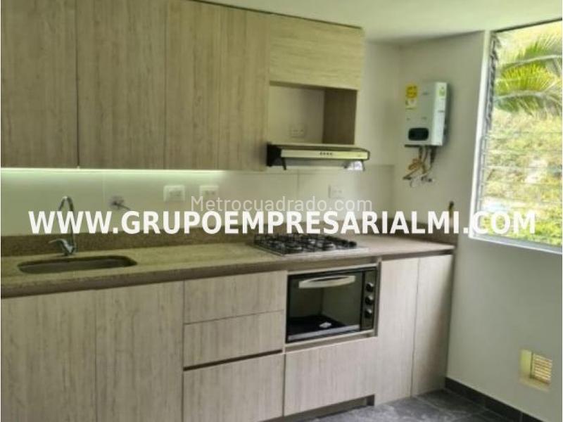 Cozy 3BR Apartment in Loma del Indio - 3