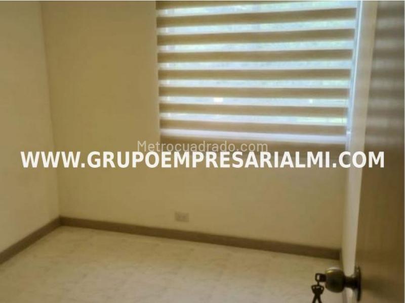 Cozy 3BR Apartment in Loma del Indio - 4