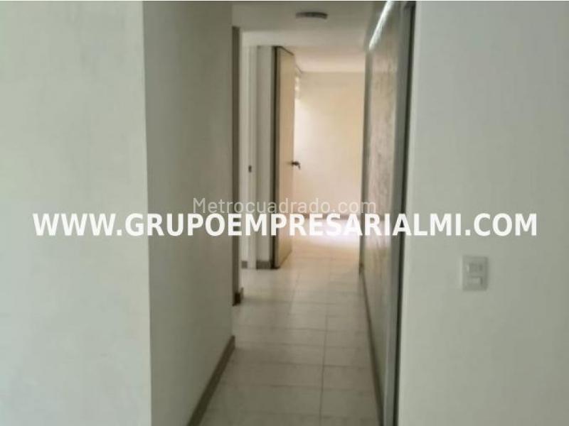 Cozy 3BR Apartment in Loma del Indio - 5