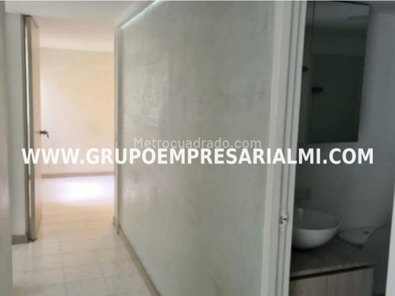 Cozy 3BR Apartment in Loma del Indio - 9