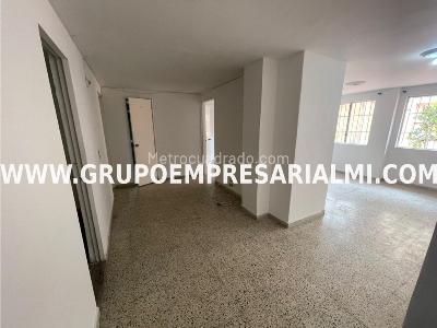 Apartamento en arriendo en La America, Medellín · foto 6 de 20