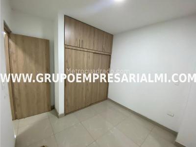 Apartamento de 4 alcobas en venta en Manchester, Bello, 120 m² · foto 7 de 20