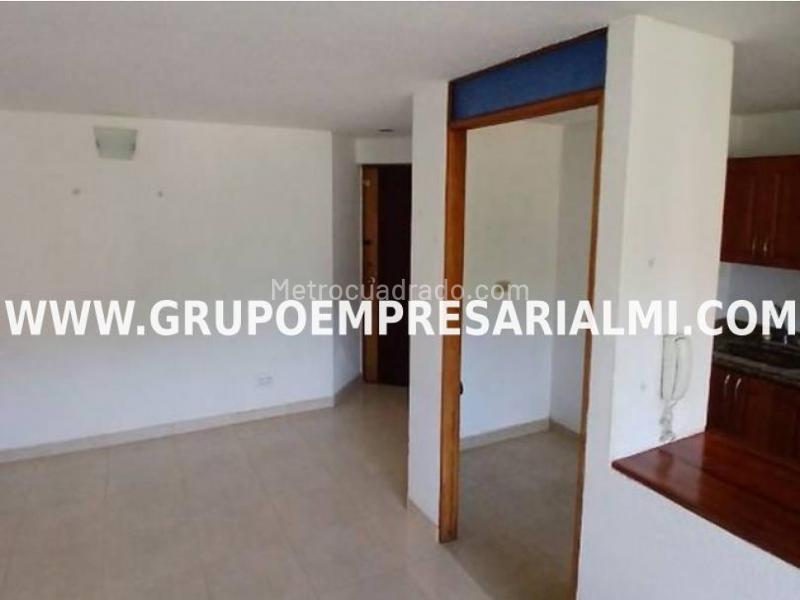 Spacious 2BR Apartment for Rent in Los Colores