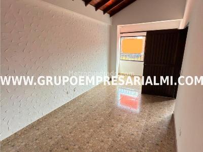 Apartamento en venta en Villa Hermosa, Medellín · foto 2 de 20