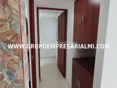 Apartamento en venta en El Chagualo, Medellín · foto 7 de 20