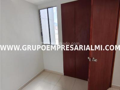Apartamento en venta en El Chagualo, Medellín · foto 13 de 20