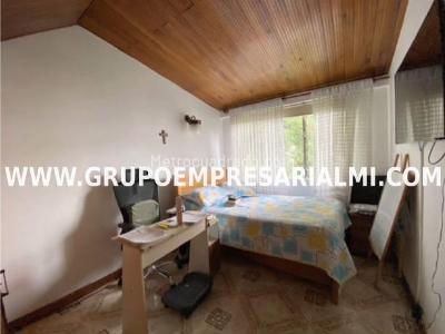 Apartamento de 4 alcobas en venta en La Floresta, Medellín, 98 m² · foto 9 de 20